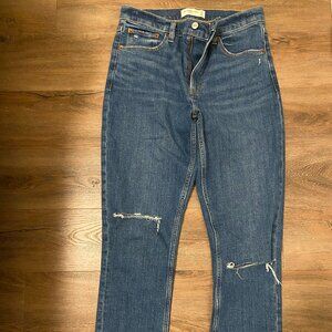 Abercombie & Fitch High Rise Skinny Jean Size 28L